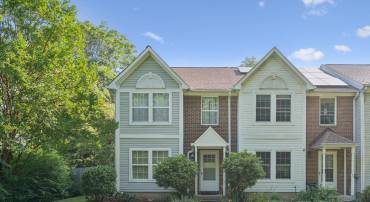 101 CLAIBORNE AVE, FREDERICKSBURG, Virginia 22405, 2 Bedrooms Bedrooms, ,2 BathroomsBathrooms,Residential,For sale,101 CLAIBORNE AVE,VAST2040338 MLS # VAST2040338