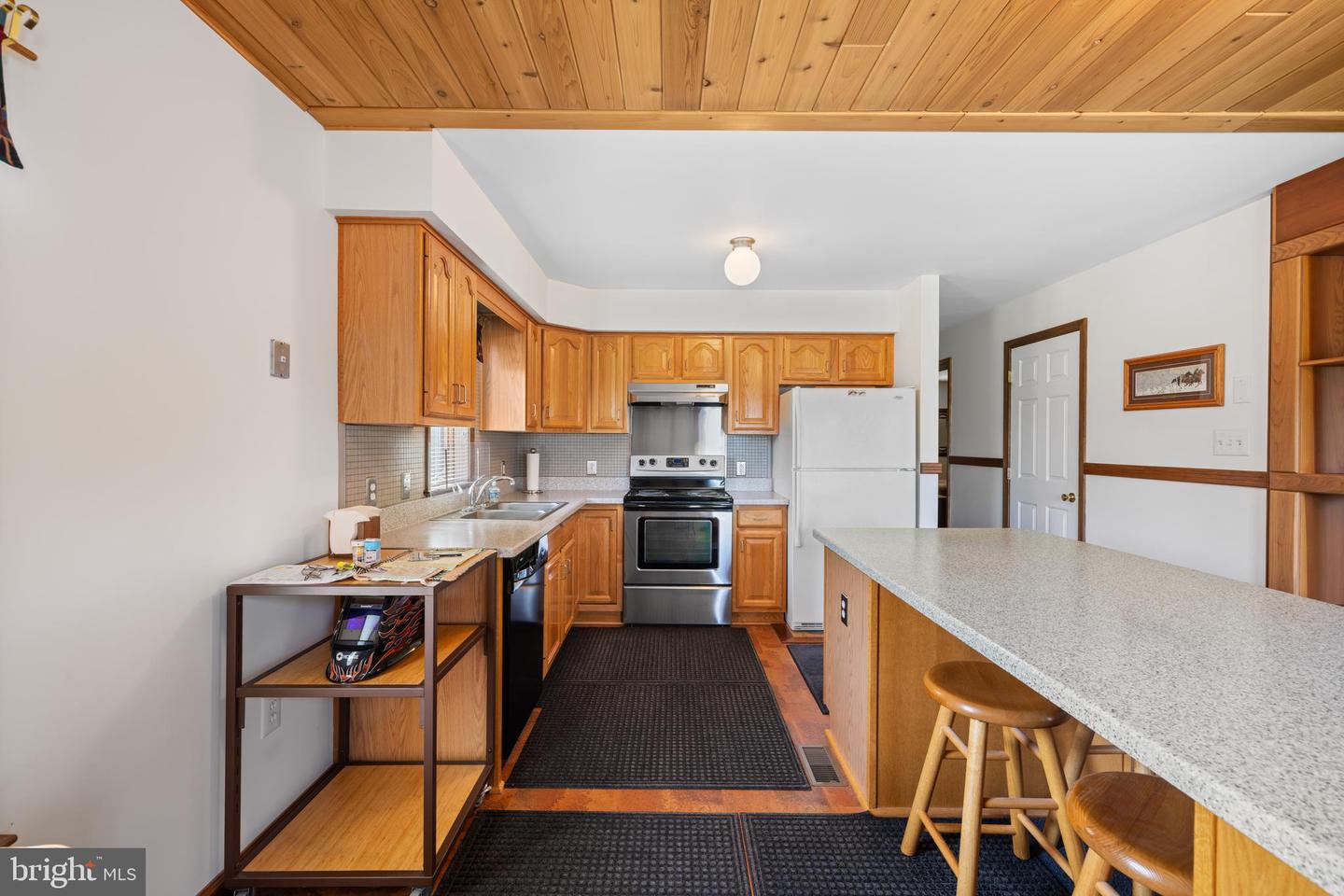 613 DICES SPRING RD, WEYERS CAVE, Virginia 24486, 3 Bedrooms Bedrooms, ,2 BathroomsBathrooms,Residential,For sale,613 DICES SPRING RD,VAAG2002624 MLS # VAAG2002624