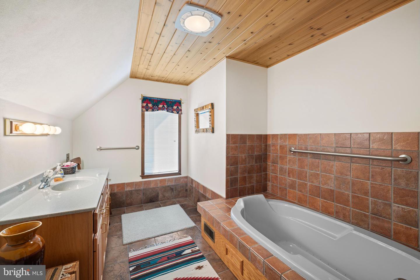 613 DICES SPRING RD, WEYERS CAVE, Virginia 24486, 3 Bedrooms Bedrooms, ,2 BathroomsBathrooms,Residential,For sale,613 DICES SPRING RD,VAAG2002624 MLS # VAAG2002624