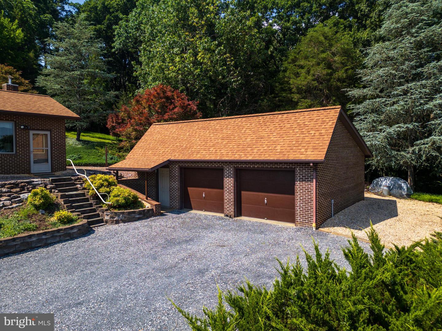 613 DICES SPRING RD, WEYERS CAVE, Virginia 24486, 3 Bedrooms Bedrooms, ,2 BathroomsBathrooms,Residential,For sale,613 DICES SPRING RD,VAAG2002624 MLS # VAAG2002624