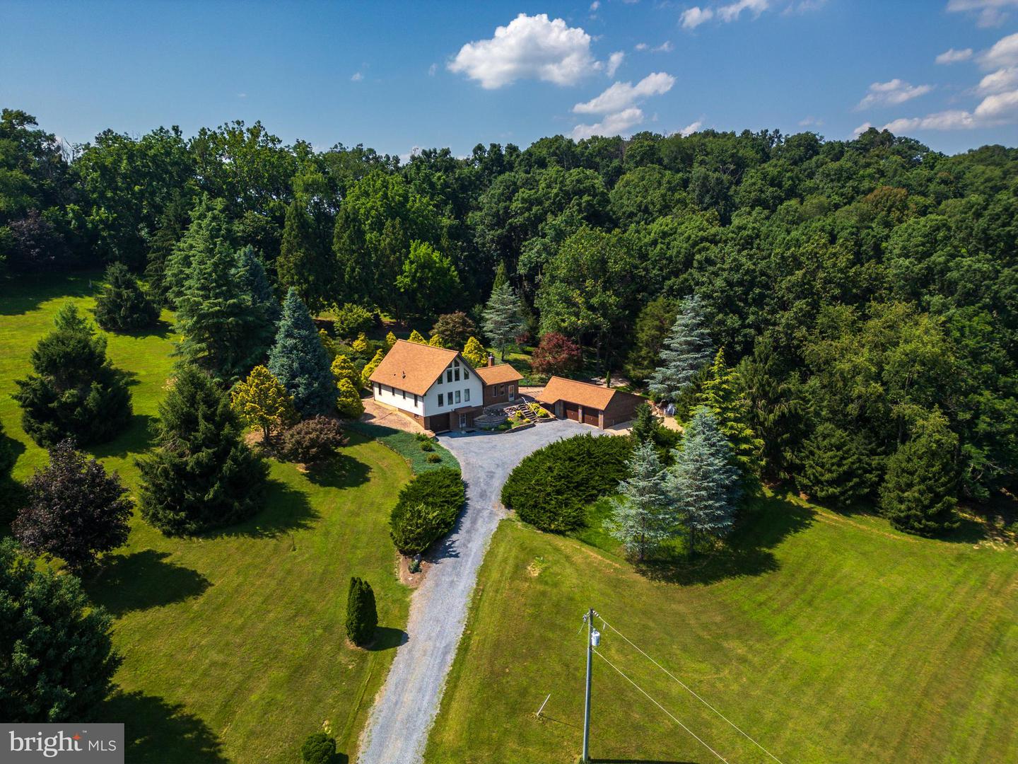 613 DICES SPRING RD, WEYERS CAVE, Virginia 24486, 3 Bedrooms Bedrooms, ,2 BathroomsBathrooms,Residential,For sale,613 DICES SPRING RD,VAAG2002624 MLS # VAAG2002624