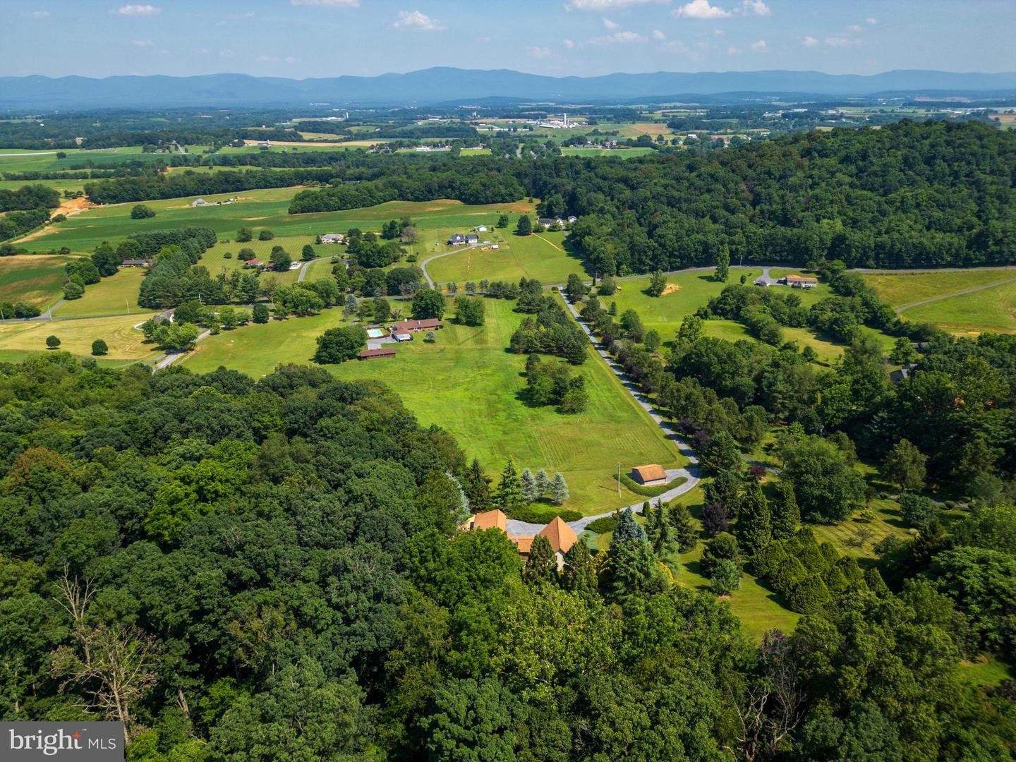613 DICES SPRING RD, WEYERS CAVE, Virginia 24486, 3 Bedrooms Bedrooms, ,2 BathroomsBathrooms,Residential,For sale,613 DICES SPRING RD,VAAG2002624 MLS # VAAG2002624