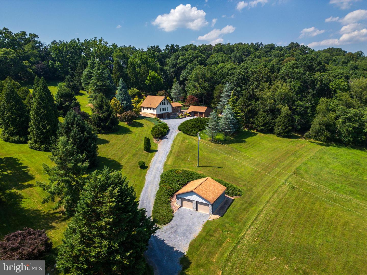 613 DICES SPRING RD, WEYERS CAVE, Virginia 24486, 3 Bedrooms Bedrooms, ,2 BathroomsBathrooms,Residential,For sale,613 DICES SPRING RD,VAAG2002624 MLS # VAAG2002624