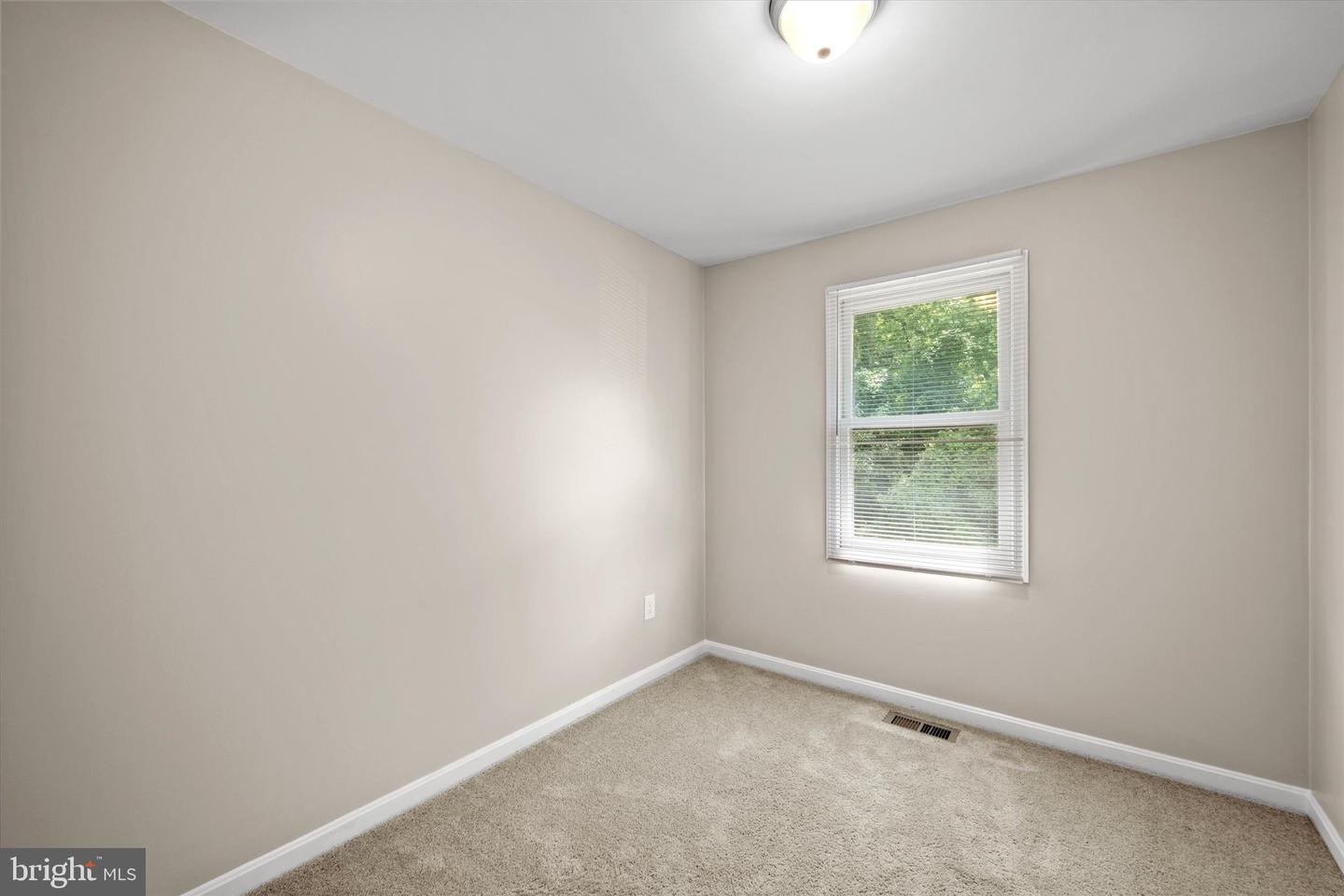 5242 MAGNOLIA PL, FREDERICKSBURG, Virginia 22407, 3 Bedrooms Bedrooms, ,1 BathroomBathrooms,Residential,For sale,5242 MAGNOLIA PL,VASP2034290 MLS # VASP2034290