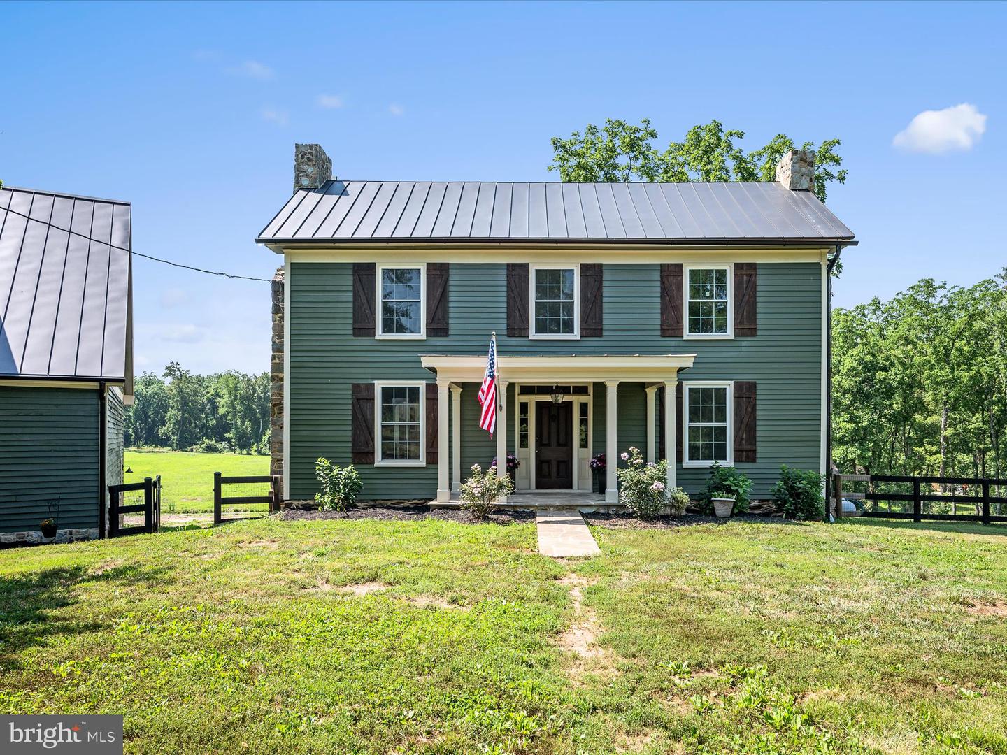19164 BLACK OAK RD, PURCELLVILLE, Virginia 20132, 5 Bedrooms Bedrooms, ,3 BathroomsBathrooms,Residential,For sale,19164 BLACK OAK RD,VALO2100762 MLS # VALO2100762