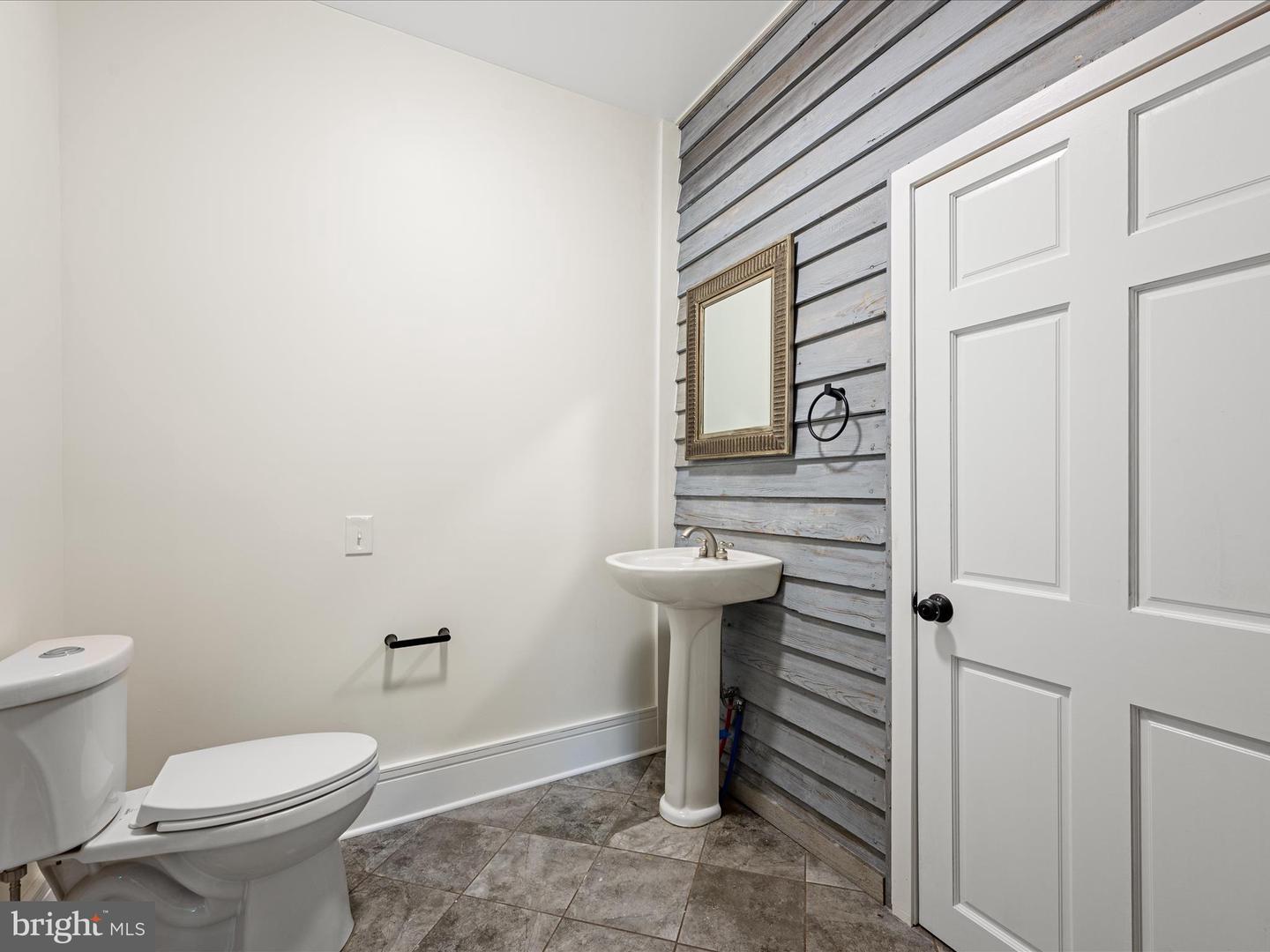 19164 BLACK OAK RD, PURCELLVILLE, Virginia 20132, 5 Bedrooms Bedrooms, ,3 BathroomsBathrooms,Residential,For sale,19164 BLACK OAK RD,VALO2100762 MLS # VALO2100762