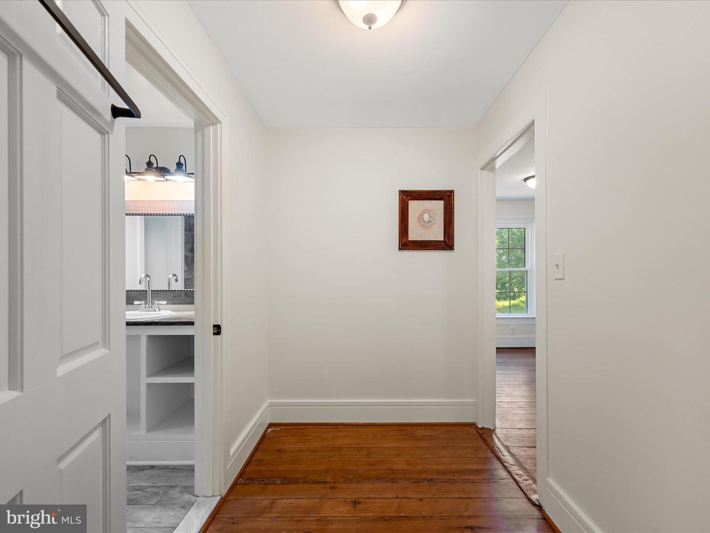 19164 BLACK OAK RD, PURCELLVILLE, Virginia 20132, 5 Bedrooms Bedrooms, ,3 BathroomsBathrooms,Residential,For sale,19164 BLACK OAK RD,VALO2100762 MLS # VALO2100762