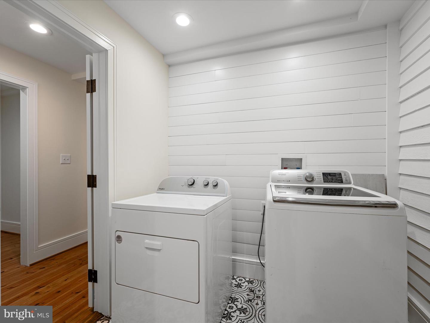 19164 BLACK OAK RD, PURCELLVILLE, Virginia 20132, 5 Bedrooms Bedrooms, ,3 BathroomsBathrooms,Residential,For sale,19164 BLACK OAK RD,VALO2100762 MLS # VALO2100762