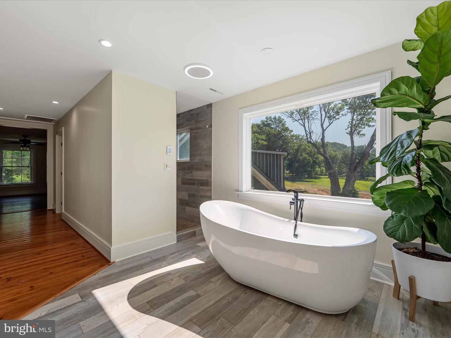 19164 BLACK OAK RD, PURCELLVILLE, Virginia 20132, 5 Bedrooms Bedrooms, ,3 BathroomsBathrooms,Residential,For sale,19164 BLACK OAK RD,VALO2100762 MLS # VALO2100762