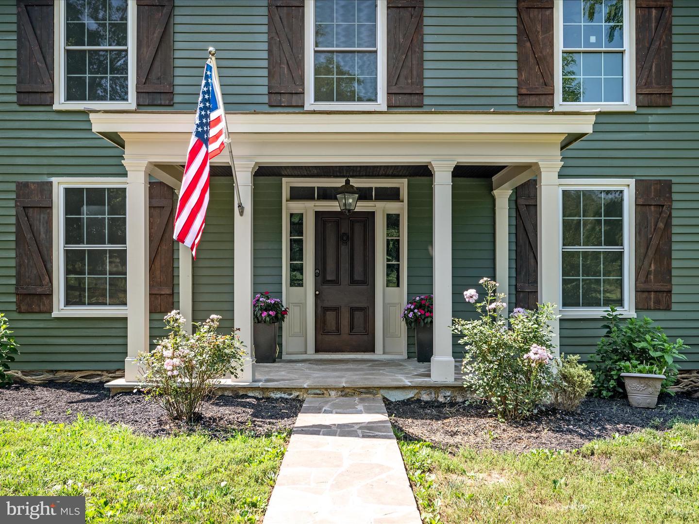 19164 BLACK OAK RD, PURCELLVILLE, Virginia 20132, 5 Bedrooms Bedrooms, ,3 BathroomsBathrooms,Residential,For sale,19164 BLACK OAK RD,VALO2100762 MLS # VALO2100762