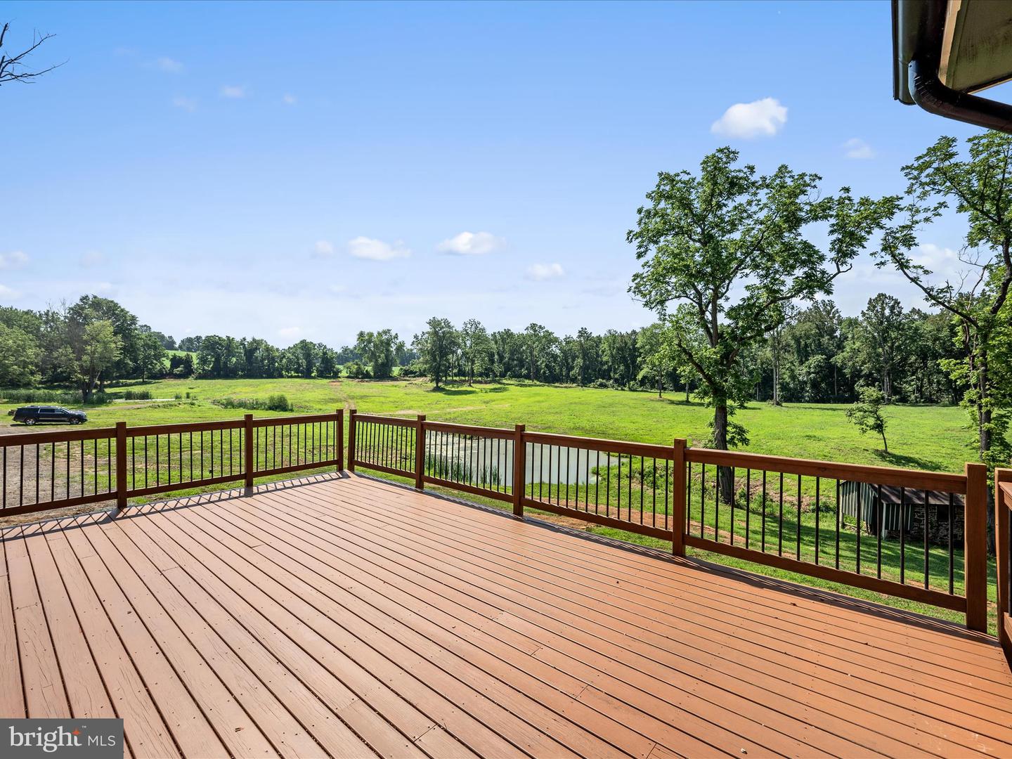 19164 BLACK OAK RD, PURCELLVILLE, Virginia 20132, 5 Bedrooms Bedrooms, ,3 BathroomsBathrooms,Residential,For sale,19164 BLACK OAK RD,VALO2100762 MLS # VALO2100762