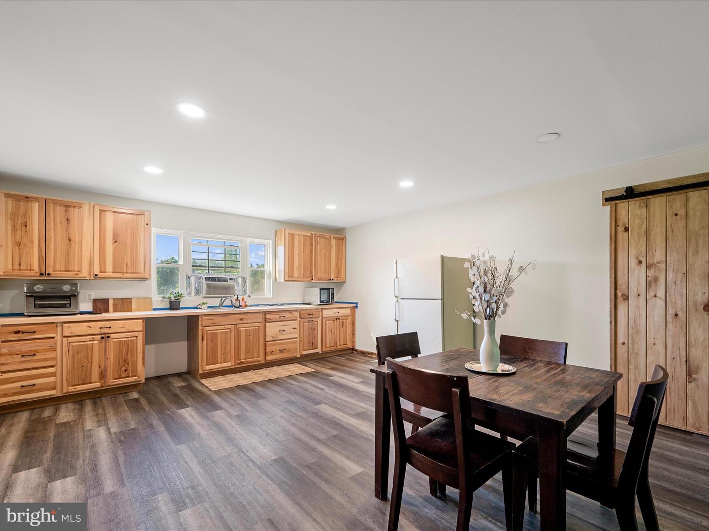 19164 BLACK OAK RD, PURCELLVILLE, Virginia 20132, 5 Bedrooms Bedrooms, ,3 BathroomsBathrooms,Residential,For sale,19164 BLACK OAK RD,VALO2100762 MLS # VALO2100762