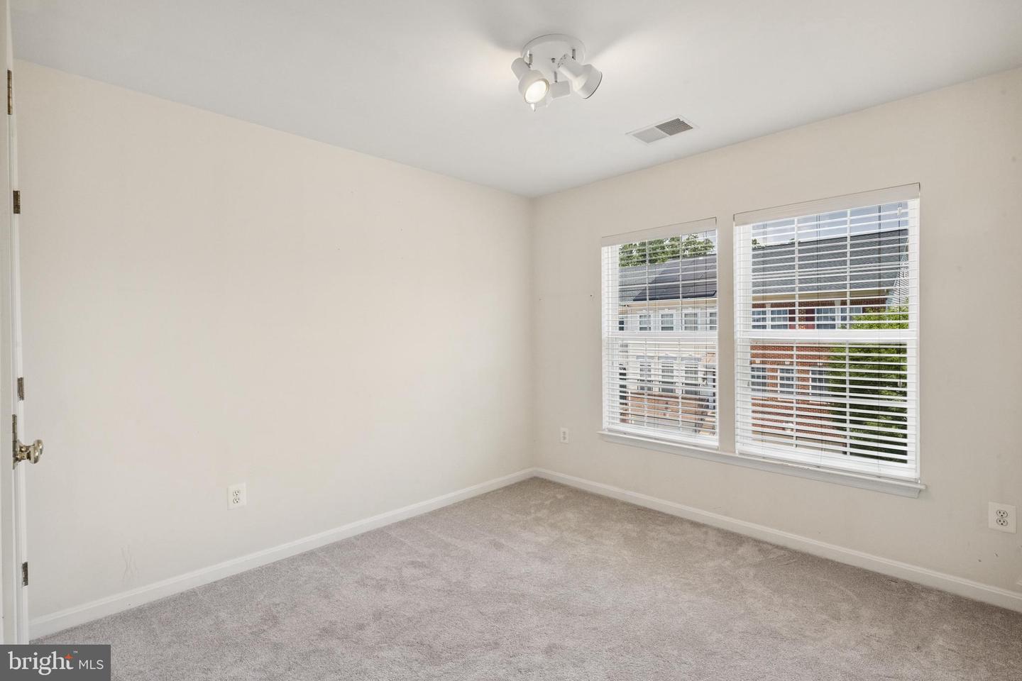 8562 WYNGATE MANOR CT, ALEXANDRIA, Virginia 22309, 3 Bedrooms Bedrooms, ,2 BathroomsBathrooms,Residential,For sale,8562 WYNGATE MANOR CT,VAFX2252488 MLS # VAFX2252488