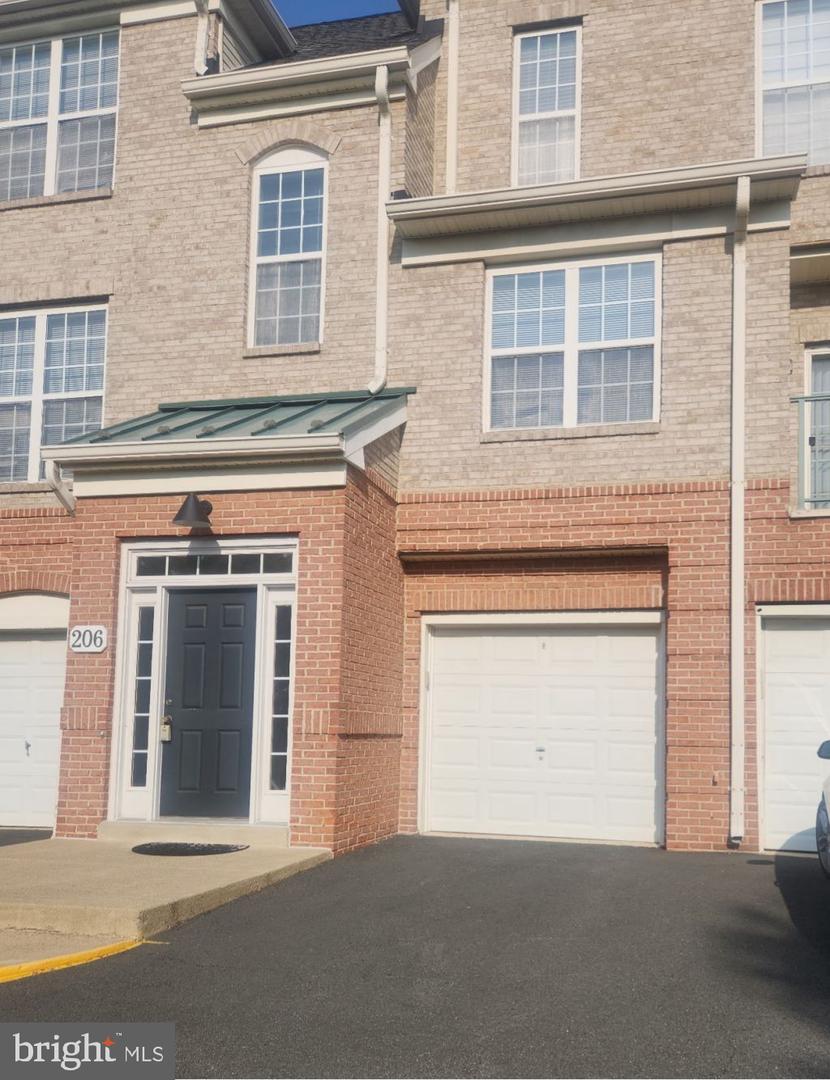 12180 ABINGTON HALL PL #301, RESTON, Virginia 20190, 3 Bedrooms Bedrooms, ,2 BathroomsBathrooms,Residential,For sale,12180 ABINGTON HALL PL #301,VAFX2252498 MLS # VAFX2252498