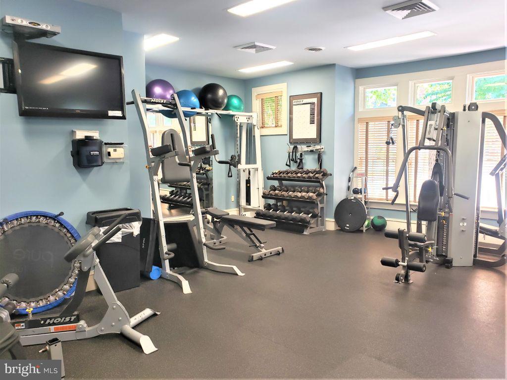 12180 ABINGTON HALL PL #301, RESTON, Virginia 20190, 3 Bedrooms Bedrooms, ,2 BathroomsBathrooms,Residential,For sale,12180 ABINGTON HALL PL #301,VAFX2252498 MLS # VAFX2252498