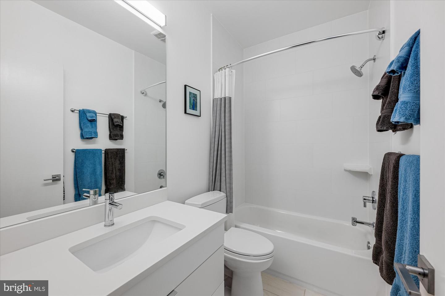 625 5TH ST NE #1, WASHINGTON, District Of Columbia 20002, 3 Bedrooms Bedrooms, ,2 BathroomsBathrooms,Residential,For sale,625 5TH ST NE #1,DCDC2208346 MLS # DCDC2208346