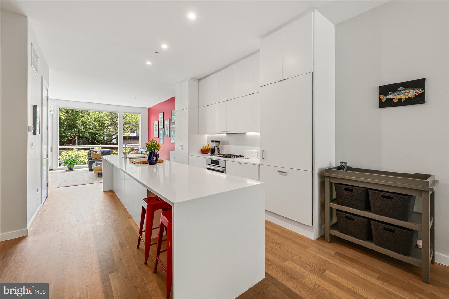 625 5TH ST NE #1, WASHINGTON, District Of Columbia 20002, 3 Bedrooms Bedrooms, ,2 BathroomsBathrooms,Residential,For sale,625 5TH ST NE #1,DCDC2208346 MLS # DCDC2208346