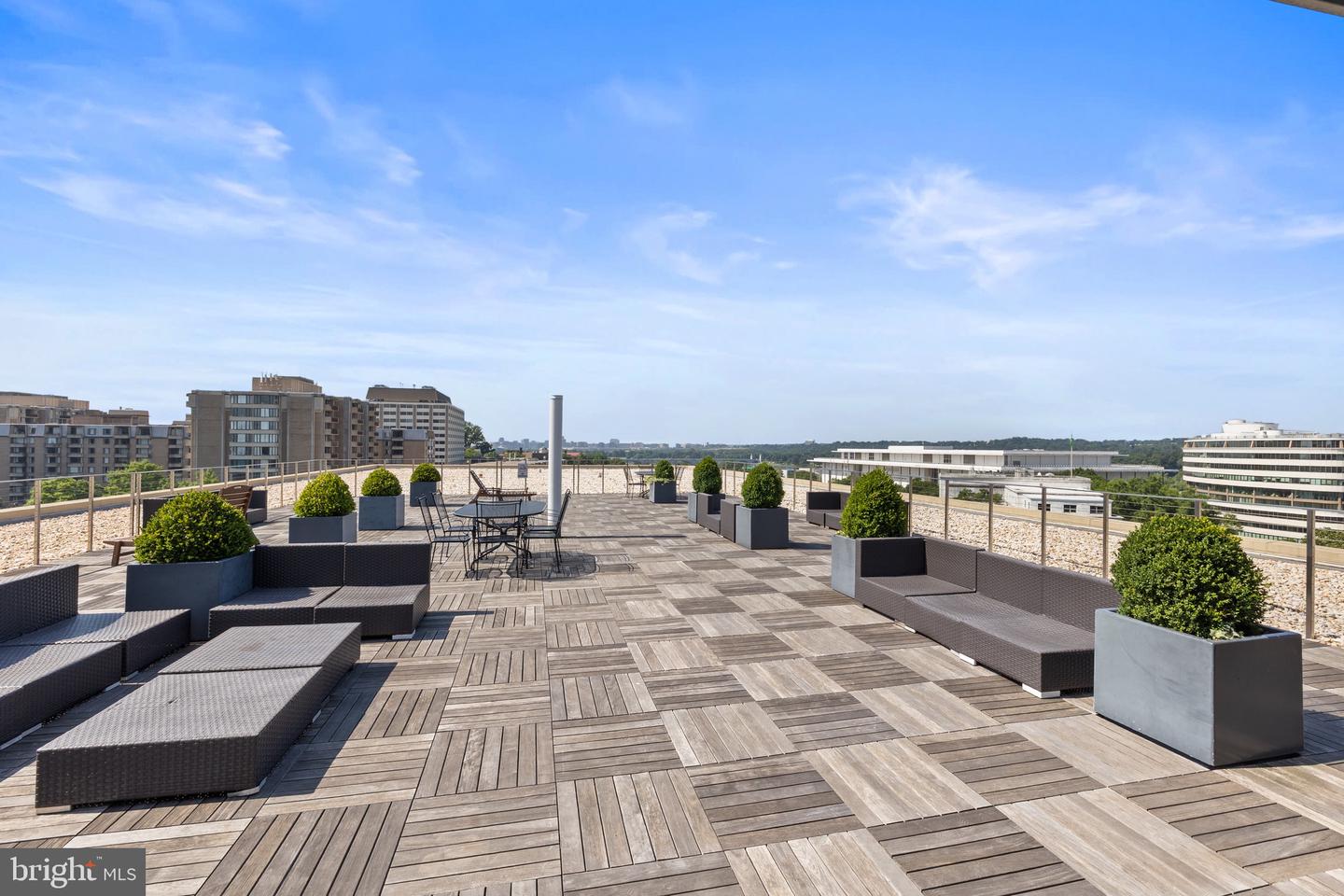 2475 VIRGINIA AVE NW #600, WASHINGTON, District Of Columbia 20037, 1 Bedroom Bedrooms, ,1 BathroomBathrooms,Residential,For sale,2475 VIRGINIA AVE NW #600,DCDC2208360 MLS # DCDC2208360