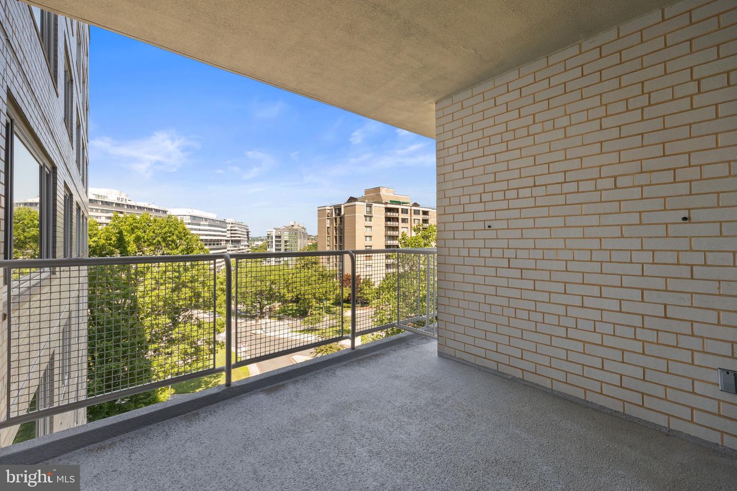 2475 VIRGINIA AVE NW #600, WASHINGTON, District Of Columbia 20037, 1 Bedroom Bedrooms, ,1 BathroomBathrooms,Residential,For sale,2475 VIRGINIA AVE NW #600,DCDC2208360 MLS # DCDC2208360