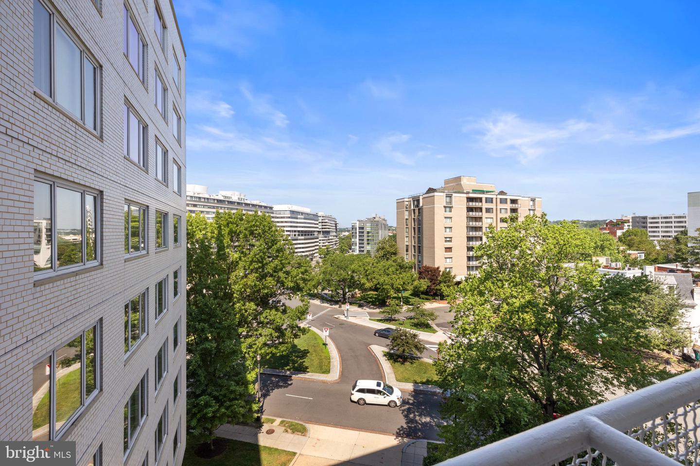 2475 VIRGINIA AVE NW #600, WASHINGTON, District Of Columbia 20037, 1 Bedroom Bedrooms, ,1 BathroomBathrooms,Residential,For sale,2475 VIRGINIA AVE NW #600,DCDC2208360 MLS # DCDC2208360