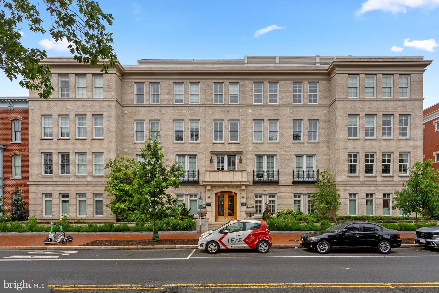 300 8TH ST NE #102, WASHINGTON, District Of Columbia 20002, 1 Bedroom Bedrooms, ,1 BathroomBathrooms,Residential,For sale,300 8TH ST NE #102,DCDC2208374 MLS # DCDC2208374