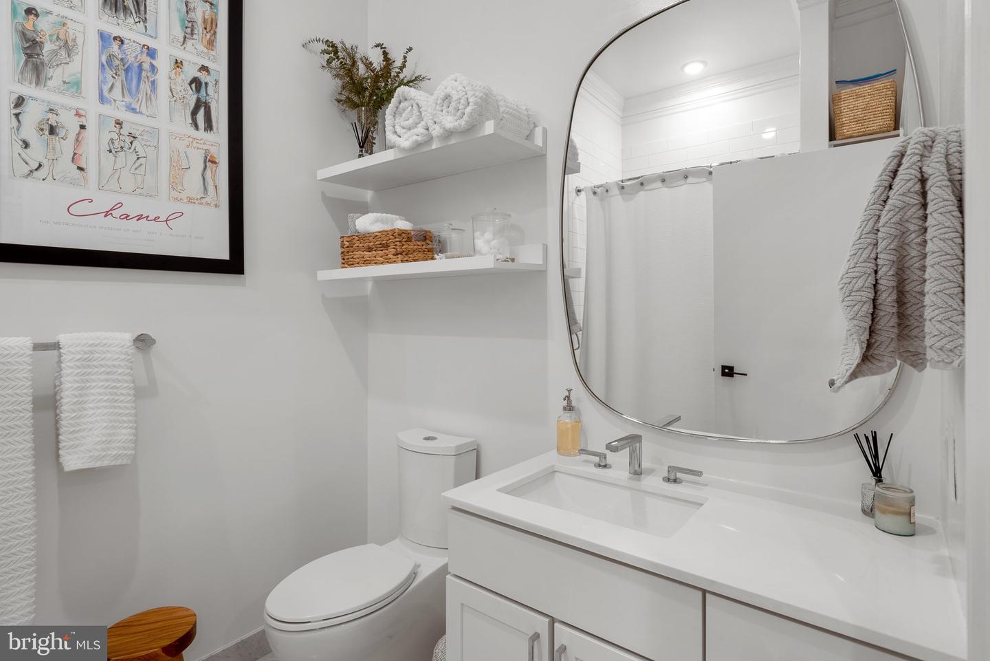 300 8TH ST NE #102, WASHINGTON, District Of Columbia 20002, 1 Bedroom Bedrooms, ,1 BathroomBathrooms,Residential,For sale,300 8TH ST NE #102,DCDC2208374 MLS # DCDC2208374