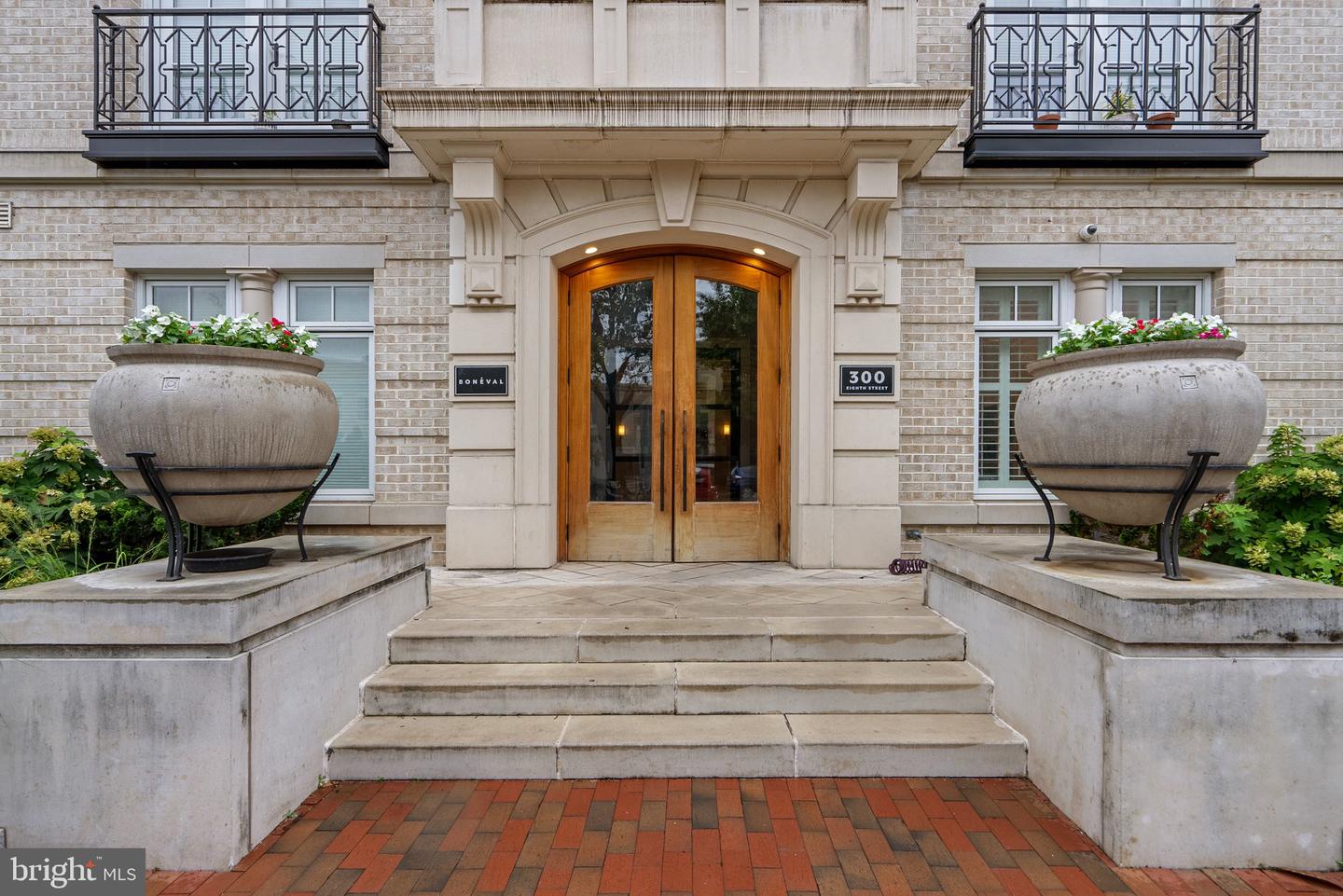 300 8TH ST NE #102, WASHINGTON, District Of Columbia 20002, 1 Bedroom Bedrooms, ,1 BathroomBathrooms,Residential,For sale,300 8TH ST NE #102,DCDC2208374 MLS # DCDC2208374