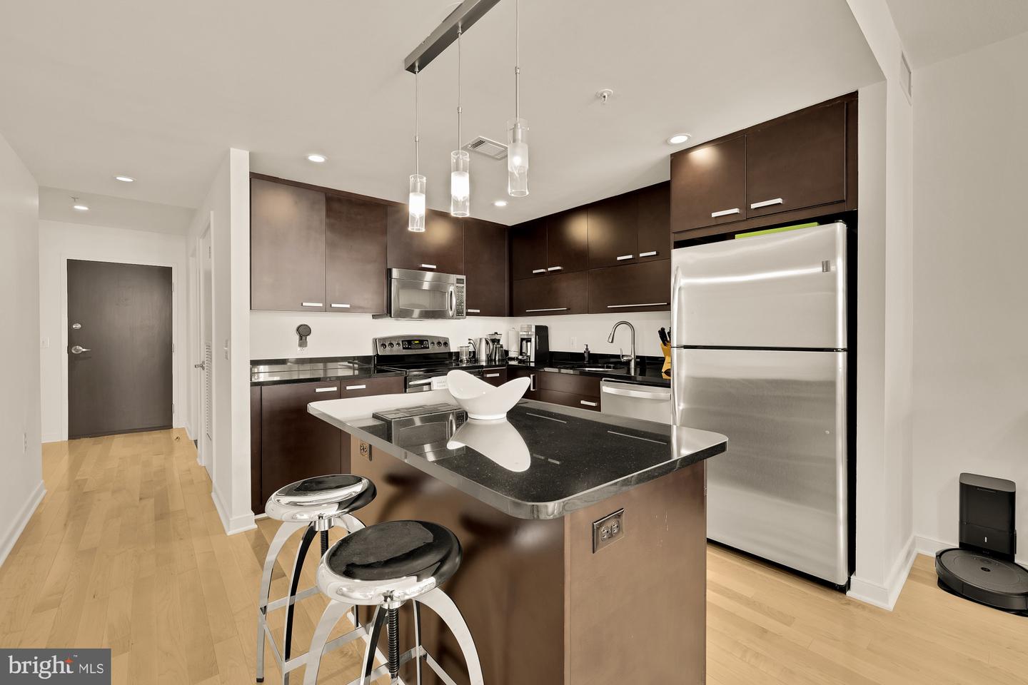 1010 MASSACHUSETTS AVE NW #706, WASHINGTON, District Of Columbia 20001, 2 Bedrooms Bedrooms, ,2 BathroomsBathrooms,Residential,For sale,1010 MASSACHUSETTS AVE NW #706,DCDC2208376 MLS # DCDC2208376