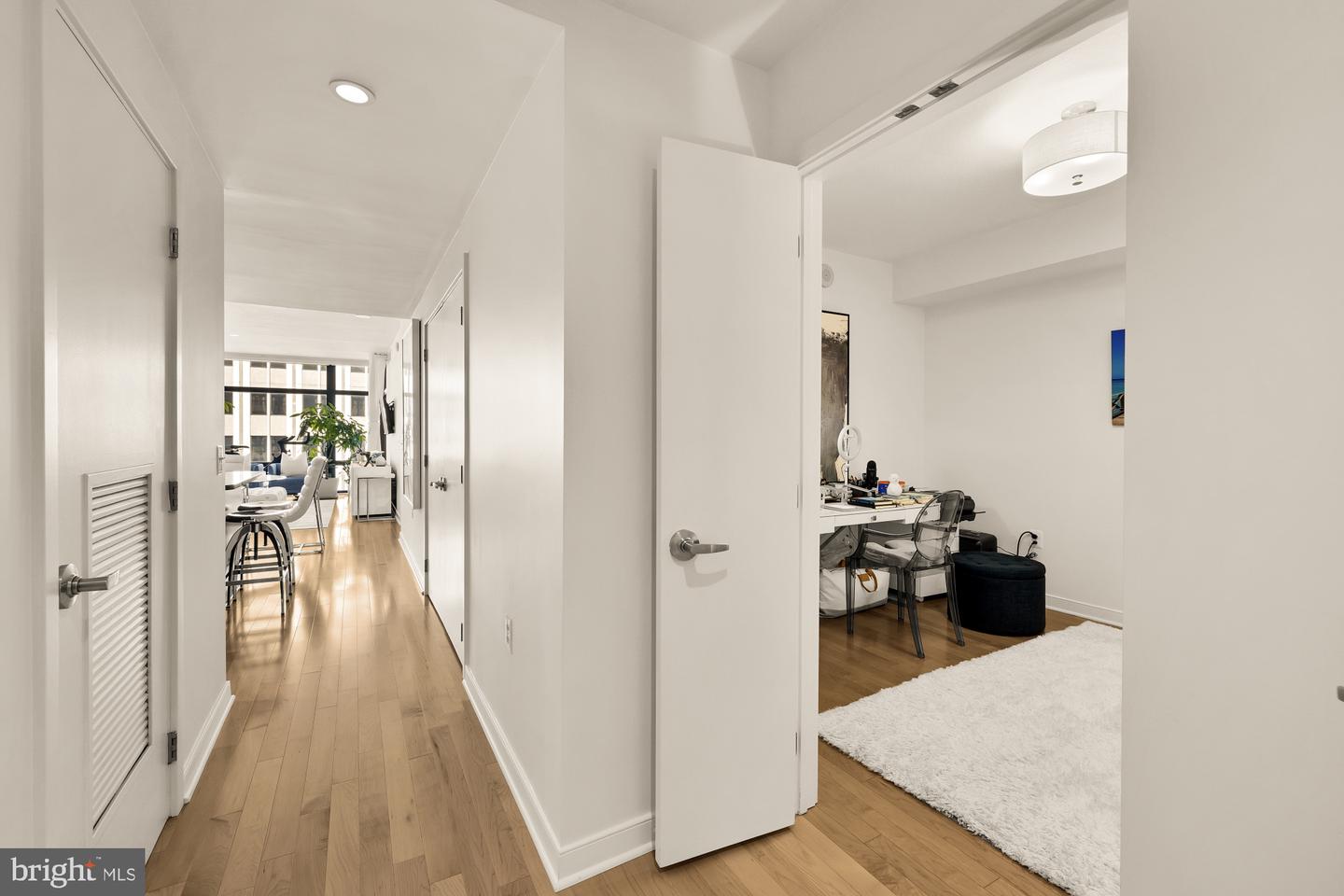 1010 MASSACHUSETTS AVE NW #706, WASHINGTON, District Of Columbia 20001, 2 Bedrooms Bedrooms, ,2 BathroomsBathrooms,Residential,For sale,1010 MASSACHUSETTS AVE NW #706,DCDC2208376 MLS # DCDC2208376