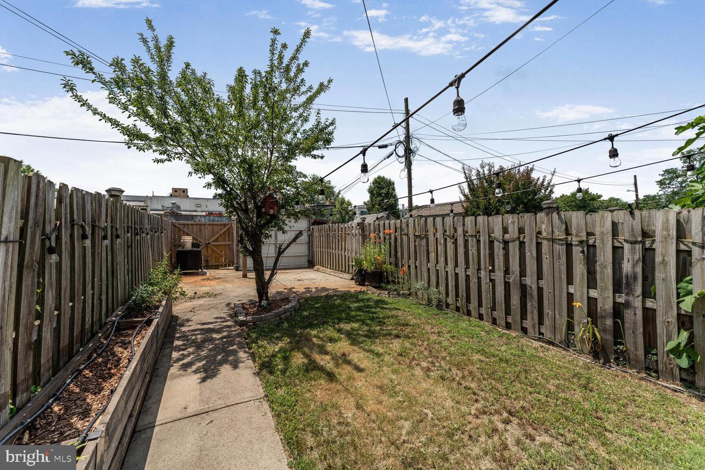 915 HAMLIN ST NE, WASHINGTON, District Of Columbia 20017, 4 Bedrooms Bedrooms, ,3 BathroomsBathrooms,Residential,For sale,915 HAMLIN ST NE,DCDC2208384 MLS # DCDC2208384