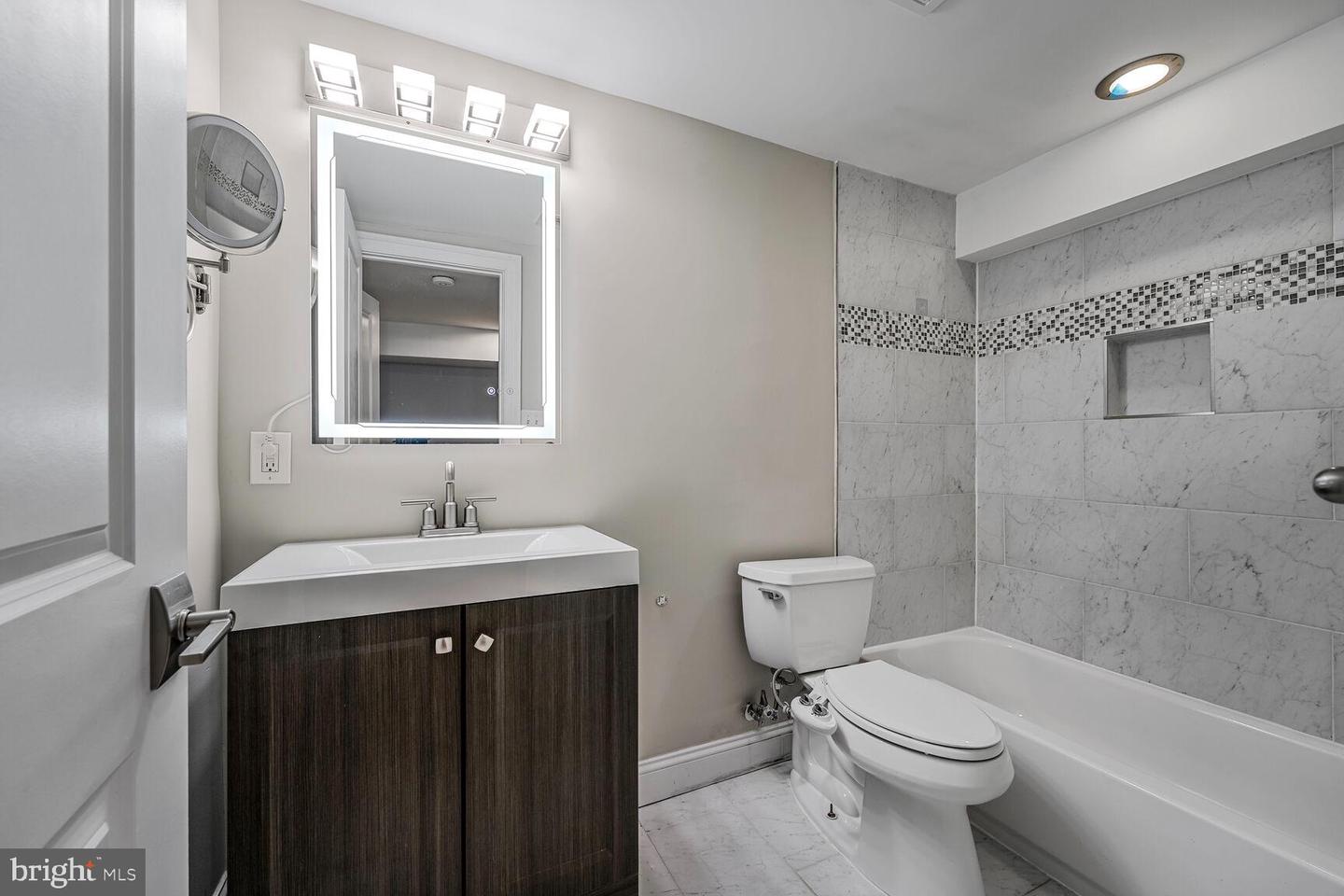 915 HAMLIN ST NE, WASHINGTON, District Of Columbia 20017, 4 Bedrooms Bedrooms, ,3 BathroomsBathrooms,Residential,For sale,915 HAMLIN ST NE,DCDC2208384 MLS # DCDC2208384