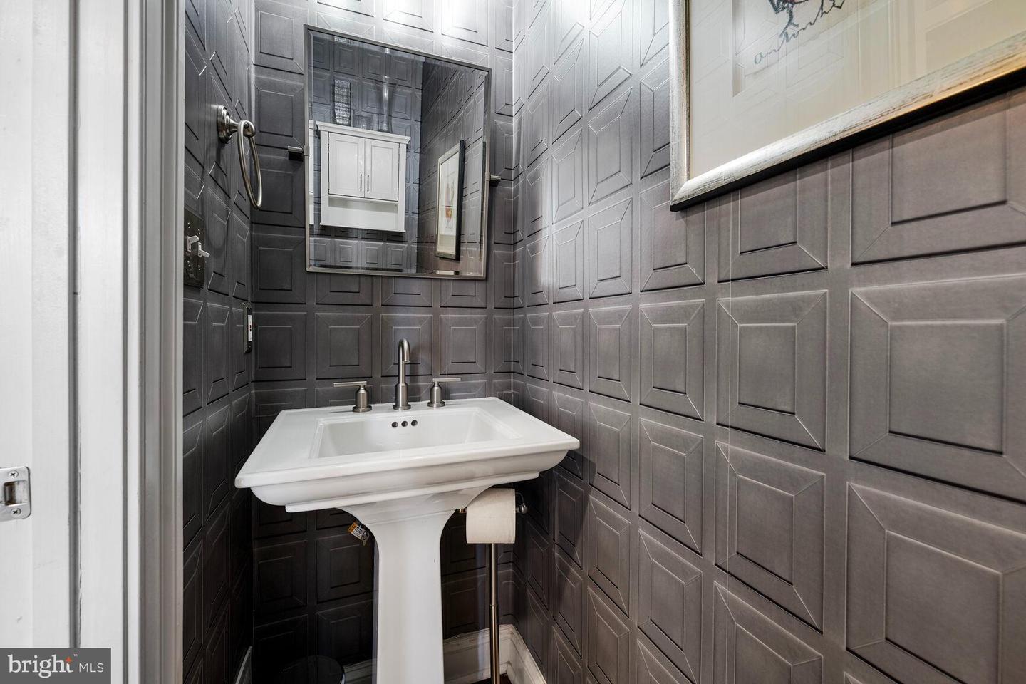 915 HAMLIN ST NE, WASHINGTON, District Of Columbia 20017, 4 Bedrooms Bedrooms, ,3 BathroomsBathrooms,Residential,For sale,915 HAMLIN ST NE,DCDC2208384 MLS # DCDC2208384