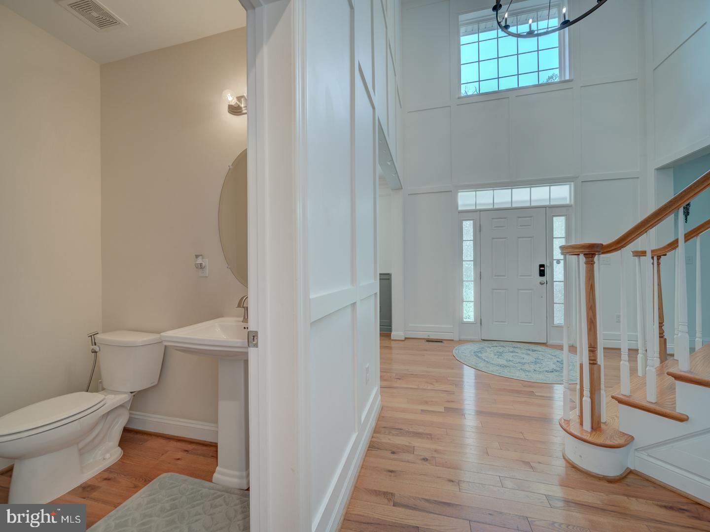 18413 CEDAR DR, TRIANGLE, Virginia 22172, 5 Bedrooms Bedrooms, ,3 BathroomsBathrooms,Residential,For sale,18413 CEDAR DR,VAPW2098238 MLS # VAPW2098238
