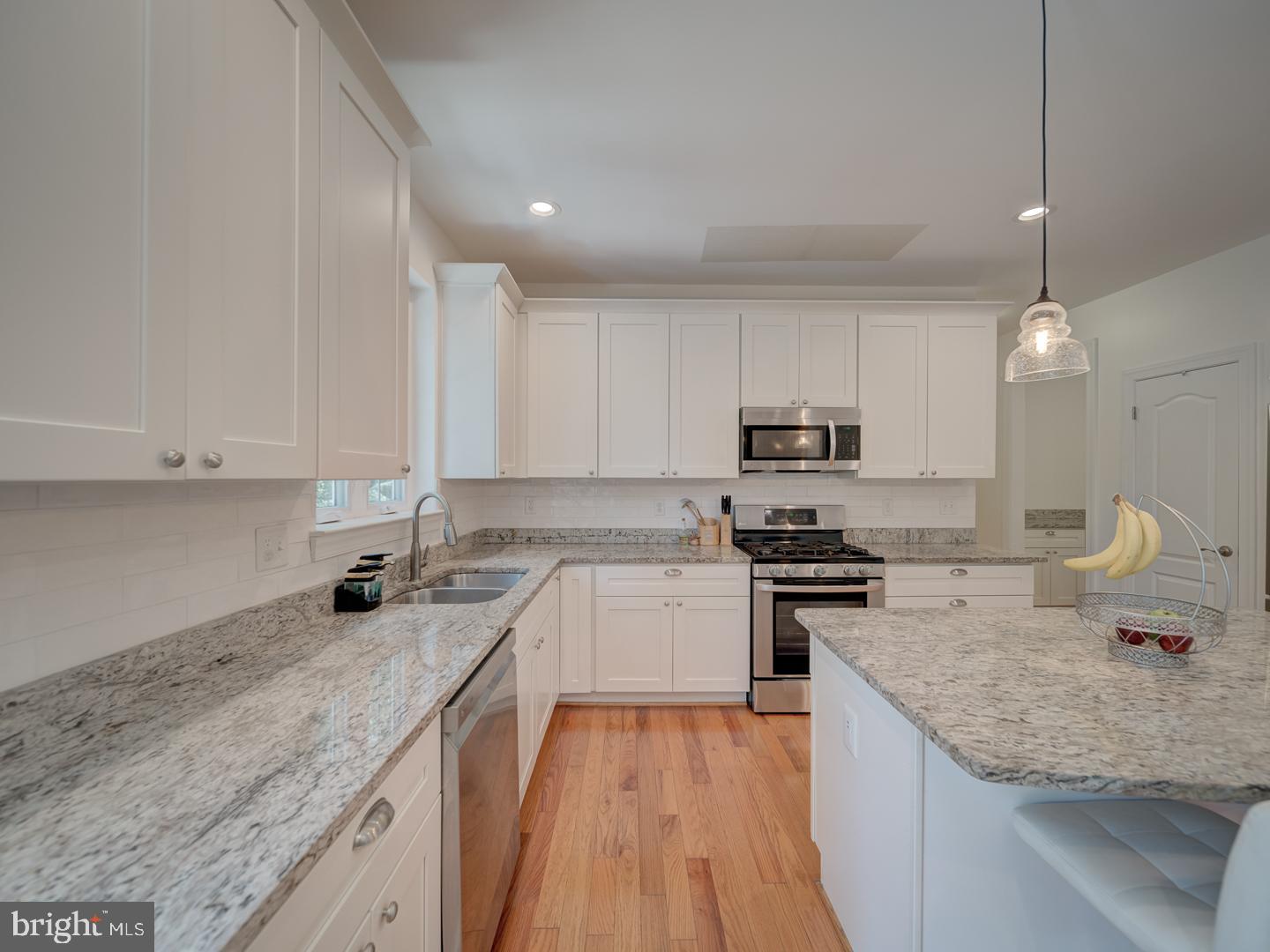 18413 CEDAR DR, TRIANGLE, Virginia 22172, 5 Bedrooms Bedrooms, ,3 BathroomsBathrooms,Residential,For sale,18413 CEDAR DR,VAPW2098238 MLS # VAPW2098238
