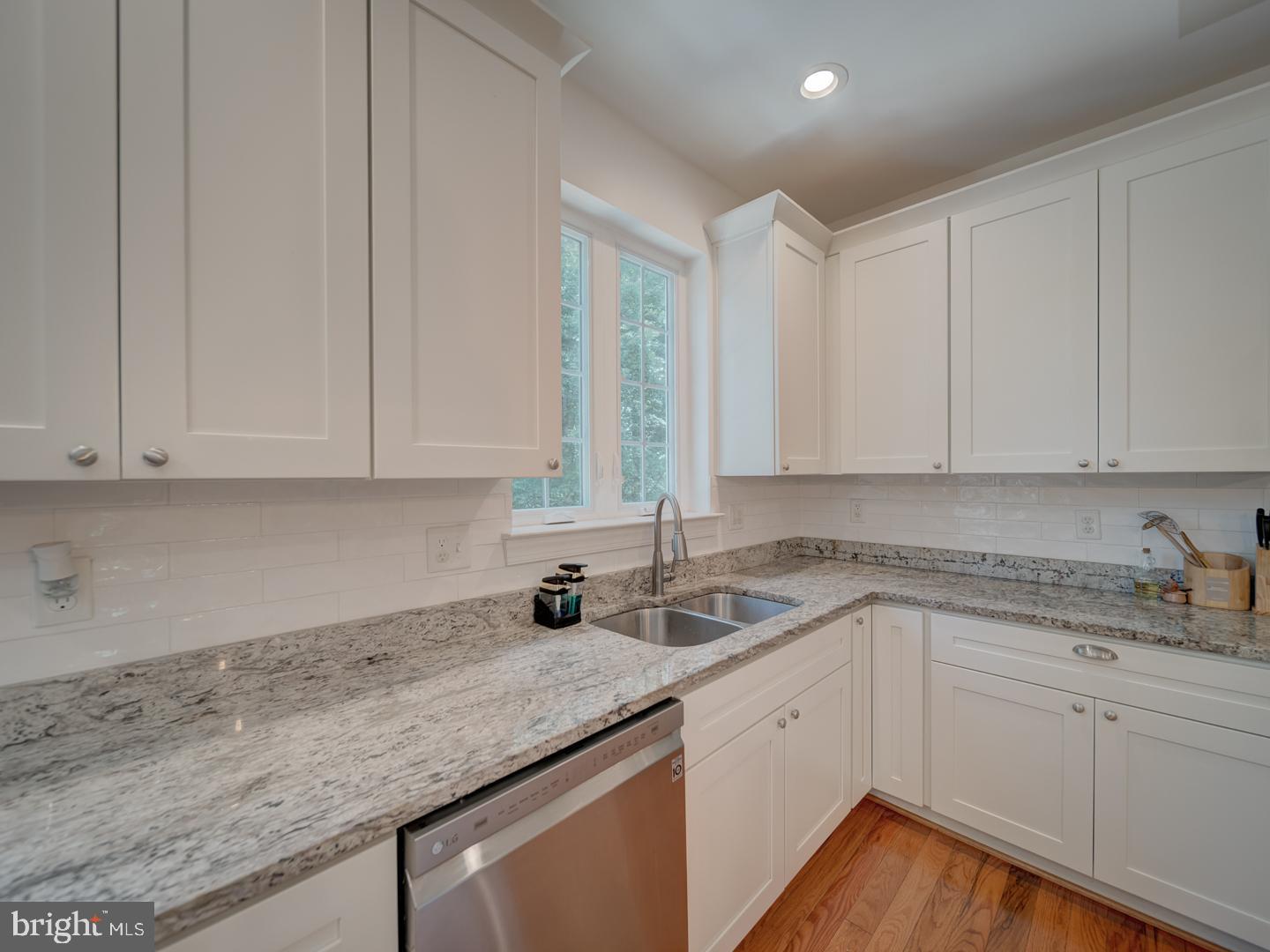 18413 CEDAR DR, TRIANGLE, Virginia 22172, 5 Bedrooms Bedrooms, ,3 BathroomsBathrooms,Residential,For sale,18413 CEDAR DR,VAPW2098238 MLS # VAPW2098238
