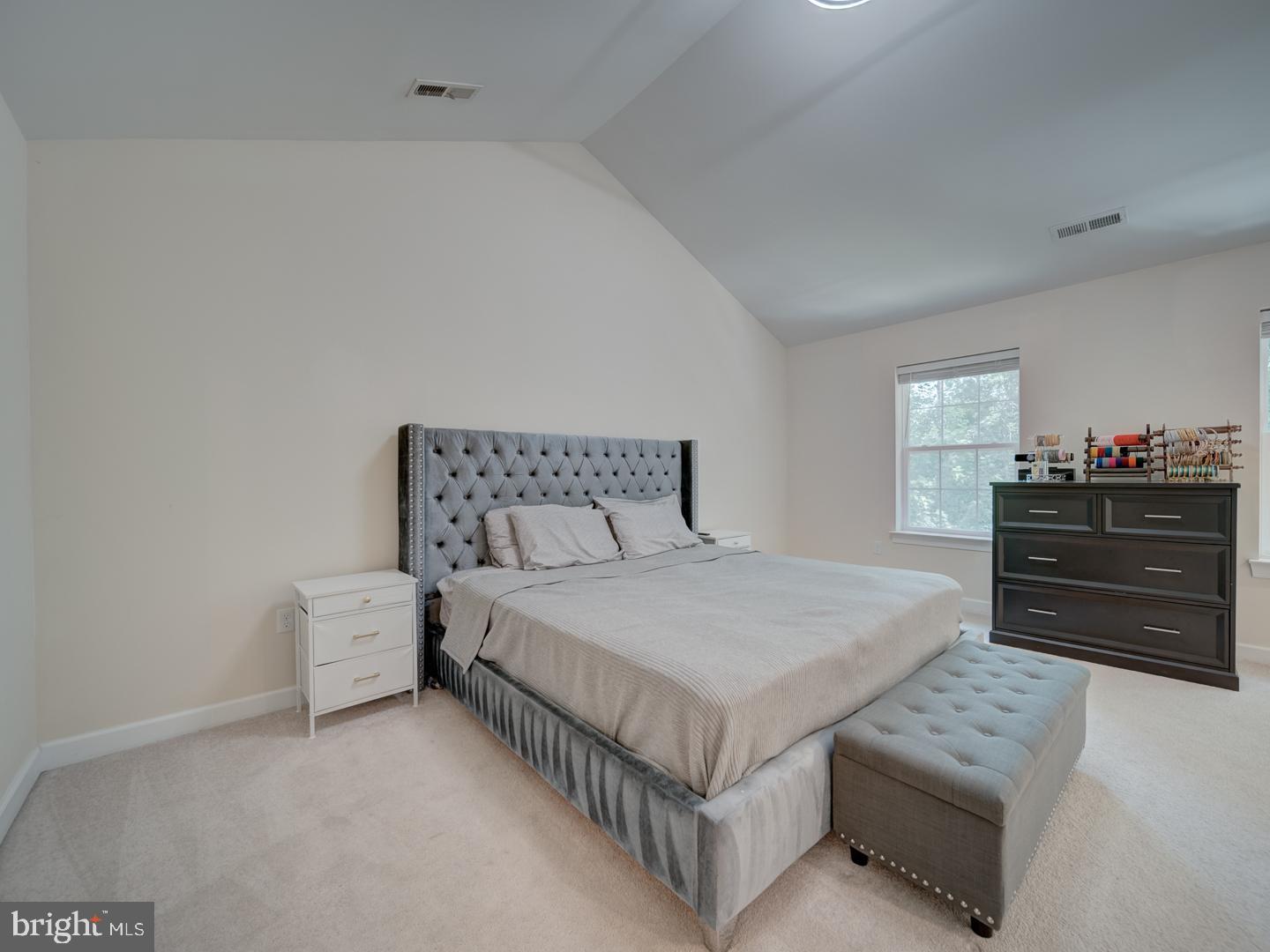 18413 CEDAR DR, TRIANGLE, Virginia 22172, 5 Bedrooms Bedrooms, ,3 BathroomsBathrooms,Residential,For sale,18413 CEDAR DR,VAPW2098238 MLS # VAPW2098238