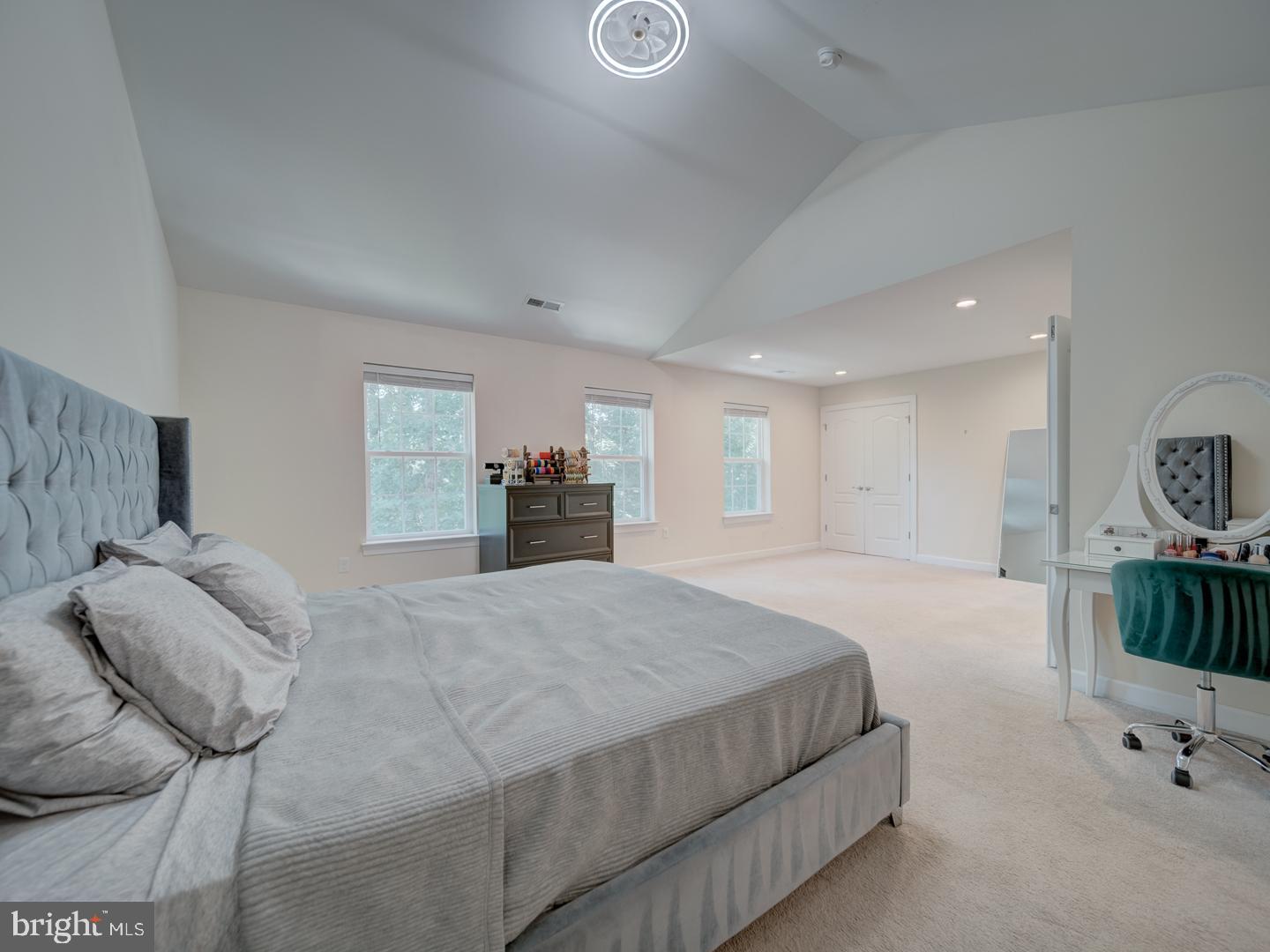 18413 CEDAR DR, TRIANGLE, Virginia 22172, 5 Bedrooms Bedrooms, ,3 BathroomsBathrooms,Residential,For sale,18413 CEDAR DR,VAPW2098238 MLS # VAPW2098238