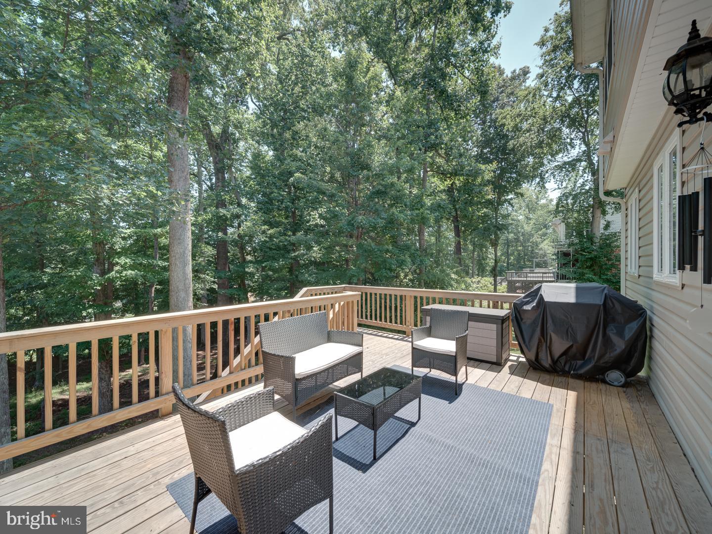 18413 CEDAR DR, TRIANGLE, Virginia 22172, 5 Bedrooms Bedrooms, ,3 BathroomsBathrooms,Residential,For sale,18413 CEDAR DR,VAPW2098238 MLS # VAPW2098238