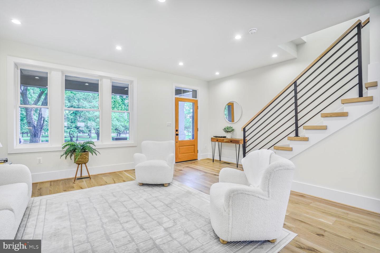 16 SHERMAN CIR NW, WASHINGTON, District Of Columbia 20011, 5 Bedrooms Bedrooms, ,3 BathroomsBathrooms,Residential,For sale,16 SHERMAN CIR NW,DCDC2208396 MLS # DCDC2208396