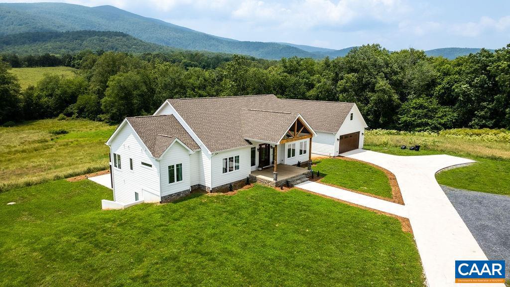 61 HILLSIDE LN, AFTON, Virginia 22920, 5 Bedrooms Bedrooms, ,4 BathroomsBathrooms,Residential,For sale,61 HILLSIDE LN,666196 MLS # 666196