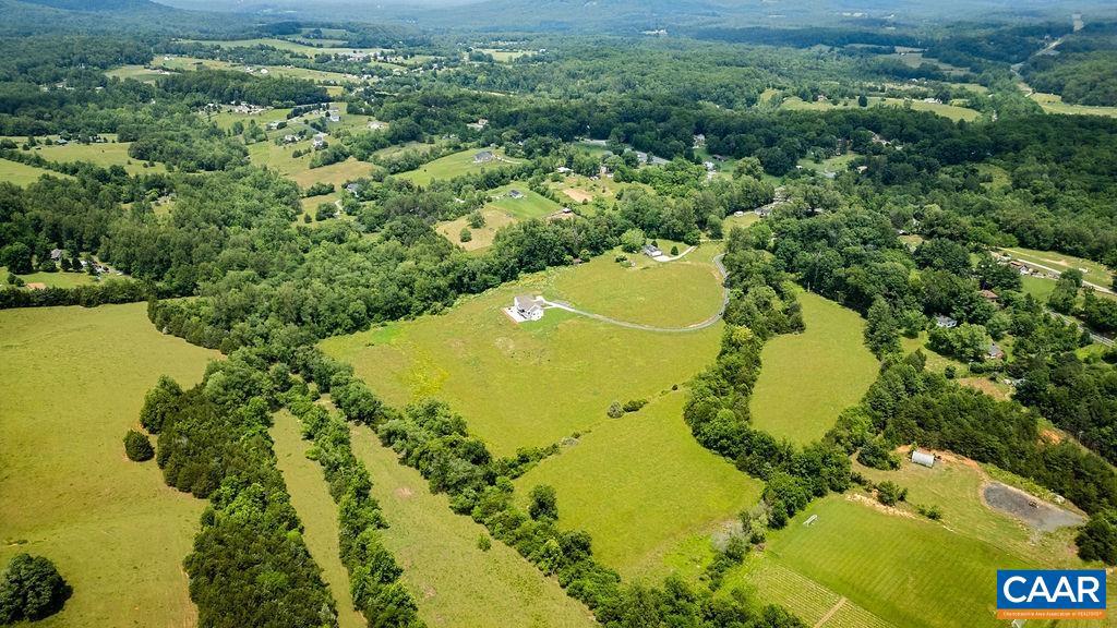 61 HILLSIDE LN, AFTON, Virginia 22920, 5 Bedrooms Bedrooms, ,4 BathroomsBathrooms,Residential,For sale,61 HILLSIDE LN,666196 MLS # 666196