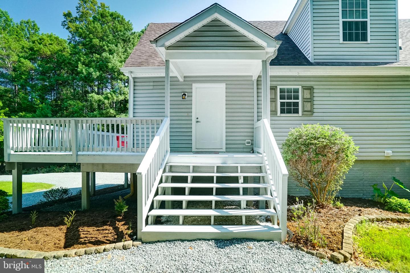 444 POINT DR, BUMPASS, Virginia 23024, 3 Bedrooms Bedrooms, 11 Rooms Rooms,4 BathroomsBathrooms,Residential,For sale,444 POINT DR,VALA2008132 MLS # VALA2008132