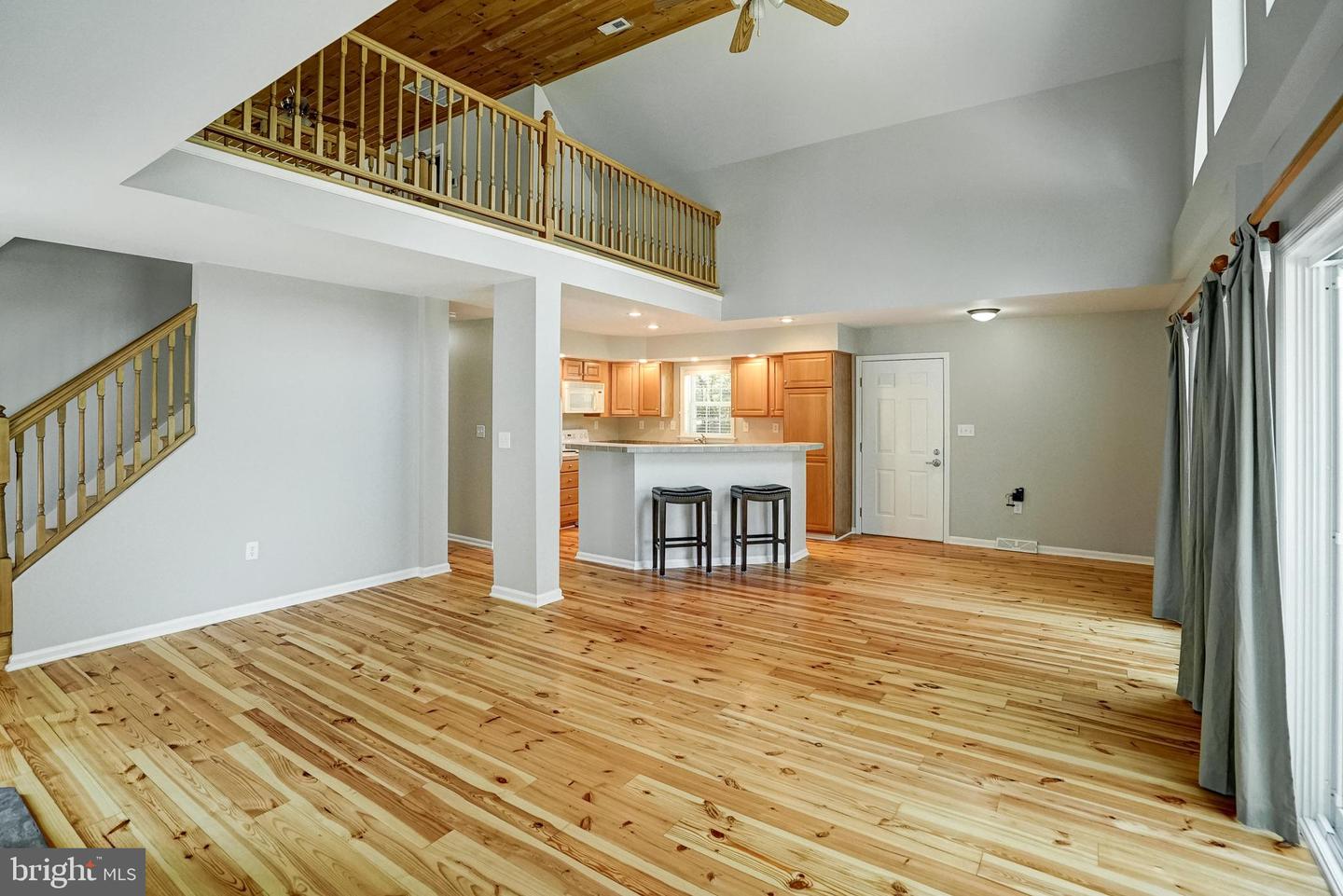 444 POINT DR, BUMPASS, Virginia 23024, 3 Bedrooms Bedrooms, 11 Rooms Rooms,4 BathroomsBathrooms,Residential,For sale,444 POINT DR,VALA2008132 MLS # VALA2008132