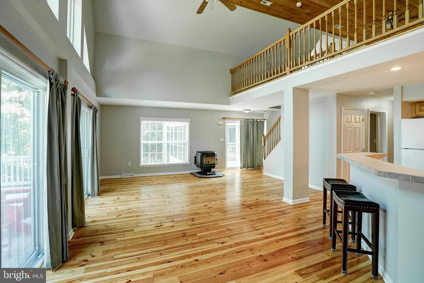 444 POINT DR, BUMPASS, Virginia 23024, 3 Bedrooms Bedrooms, 11 Rooms Rooms,4 BathroomsBathrooms,Residential,For sale,444 POINT DR,VALA2008132 MLS # VALA2008132