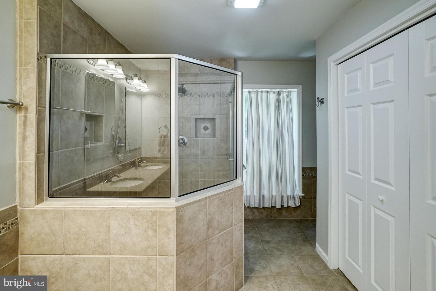 444 POINT DR, BUMPASS, Virginia 23024, 3 Bedrooms Bedrooms, 11 Rooms Rooms,4 BathroomsBathrooms,Residential,For sale,444 POINT DR,VALA2008132 MLS # VALA2008132