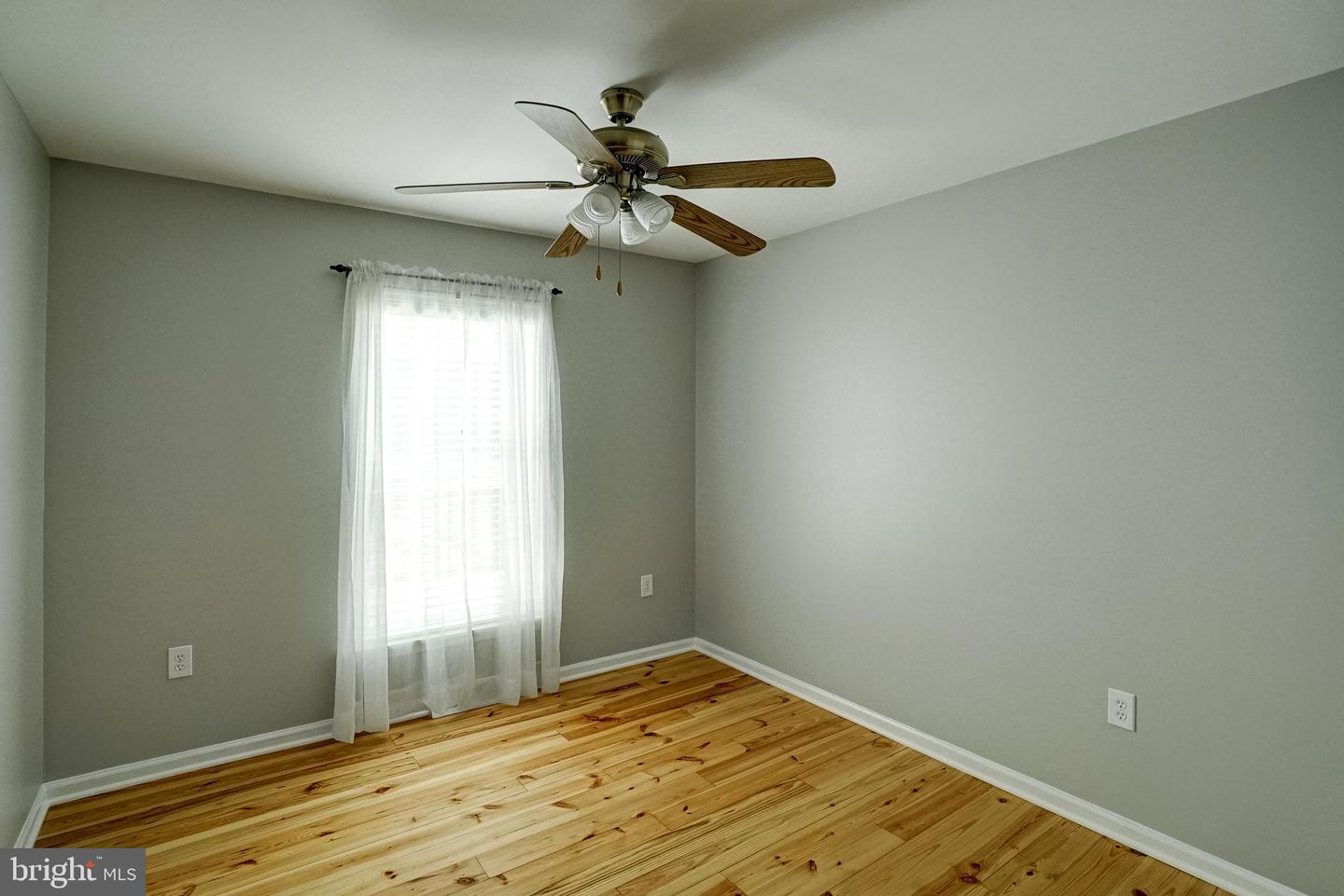 444 POINT DR, BUMPASS, Virginia 23024, 3 Bedrooms Bedrooms, 11 Rooms Rooms,4 BathroomsBathrooms,Residential,For sale,444 POINT DR,VALA2008132 MLS # VALA2008132
