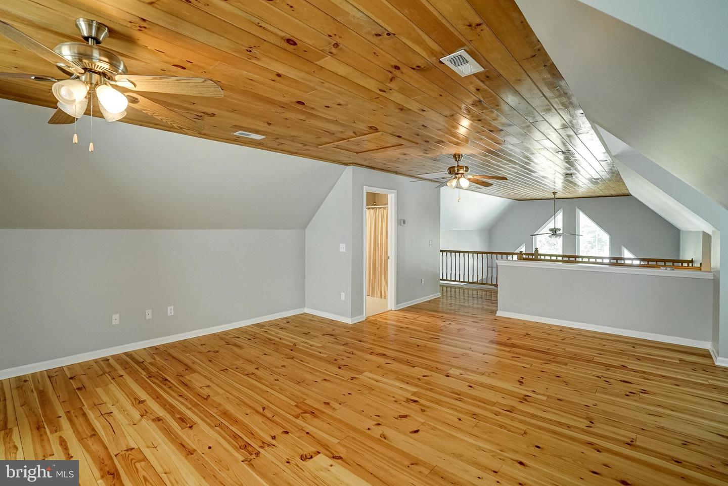 444 POINT DR, BUMPASS, Virginia 23024, 3 Bedrooms Bedrooms, 11 Rooms Rooms,4 BathroomsBathrooms,Residential,For sale,444 POINT DR,VALA2008132 MLS # VALA2008132