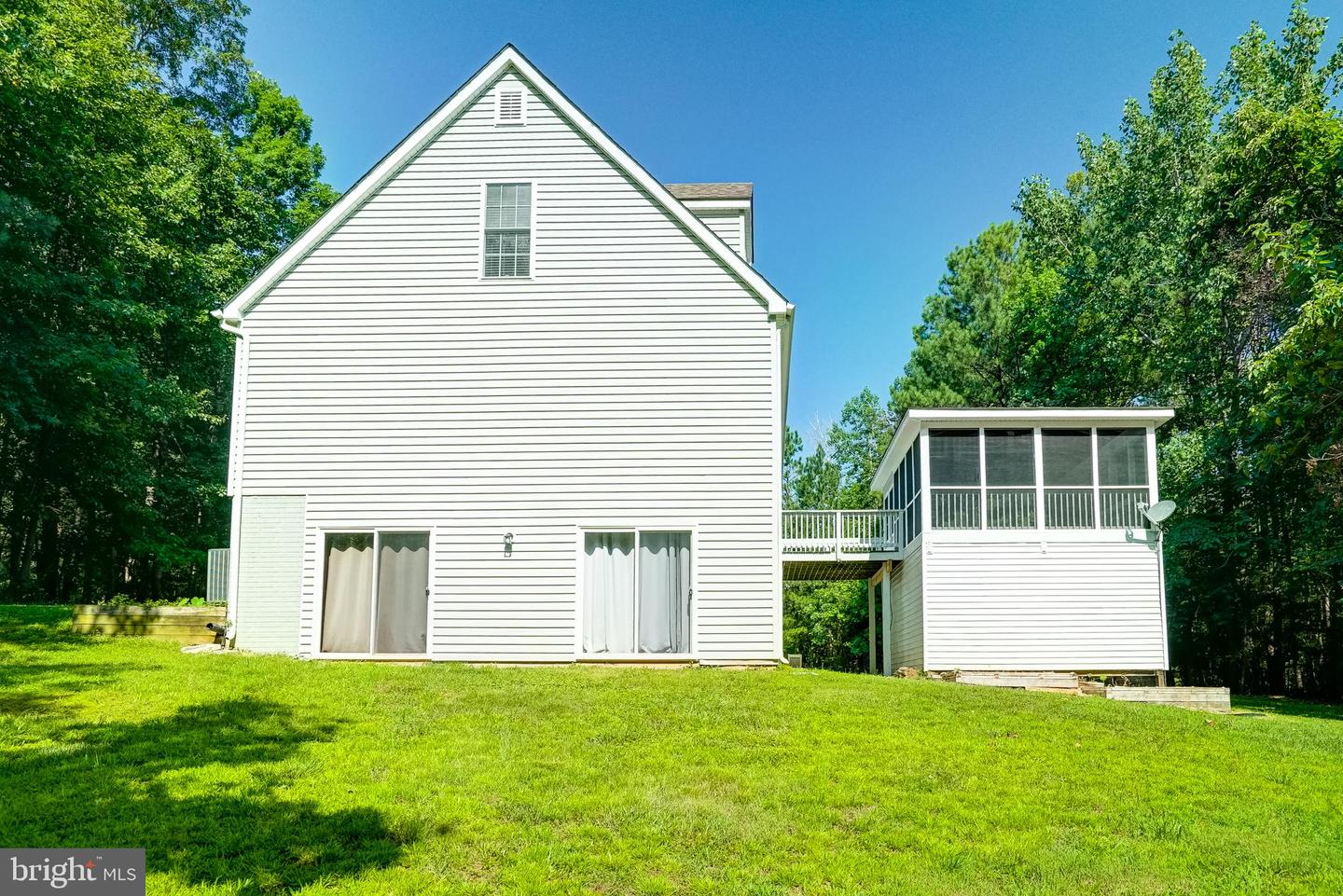 444 POINT DR, BUMPASS, Virginia 23024, 3 Bedrooms Bedrooms, 11 Rooms Rooms,4 BathroomsBathrooms,Residential,For sale,444 POINT DR,VALA2008132 MLS # VALA2008132