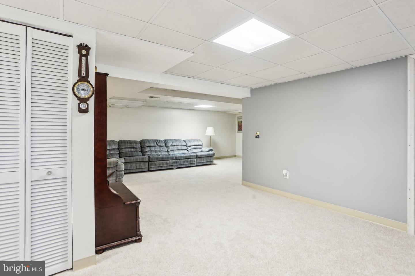 5915 5TH RD N, ARLINGTON, Virginia 22203, 4 Bedrooms Bedrooms, 7 Rooms Rooms,3 BathroomsBathrooms,Residential,For sale,5915 5TH RD N,VAAR2059984 MLS # VAAR2059984