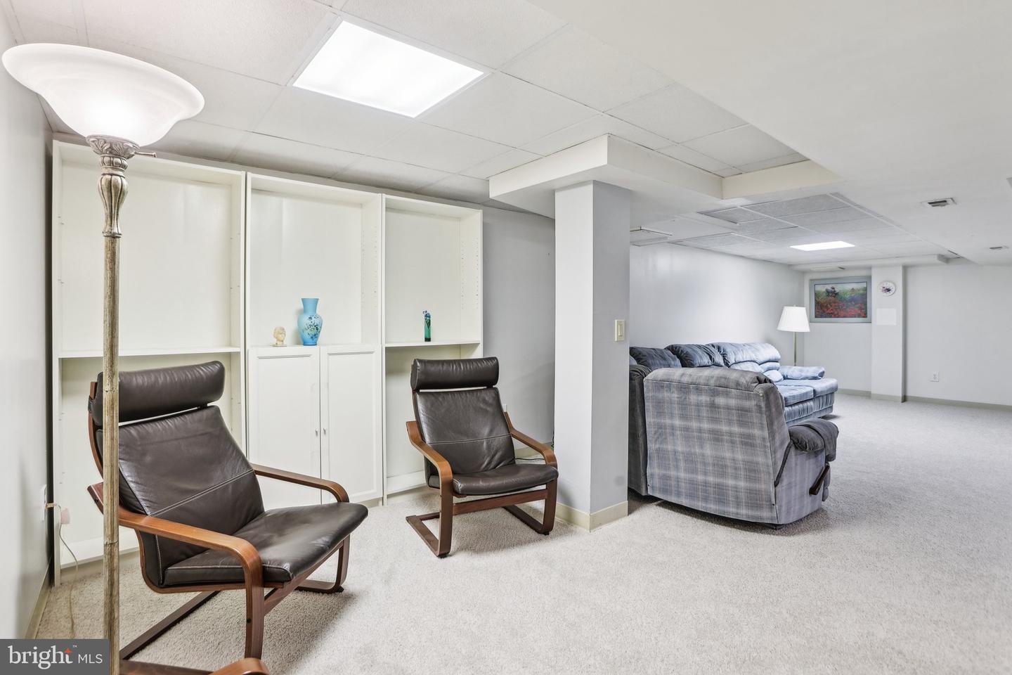 5915 5TH RD N, ARLINGTON, Virginia 22203, 4 Bedrooms Bedrooms, 7 Rooms Rooms,3 BathroomsBathrooms,Residential,For sale,5915 5TH RD N,VAAR2059984 MLS # VAAR2059984